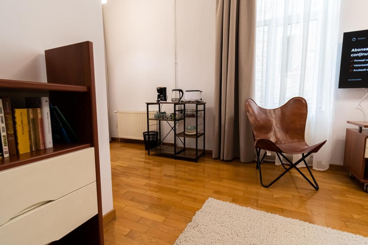 Residence 48 Beautiful Building Within Moments From The Old Town Of Braşov Eksteriør billede